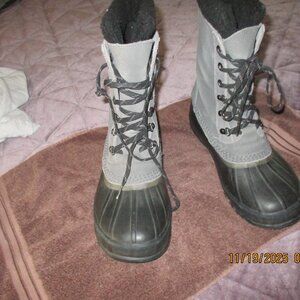 l.l. bean warm winter men's boots sz 10  leather & rubber